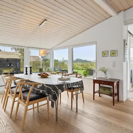 Ferienhaus Stunning In With Wifi *