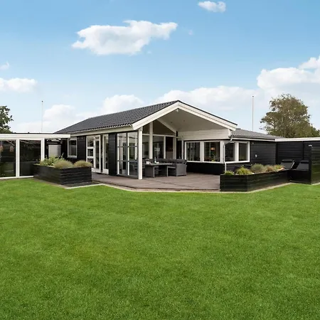 Stunning In With Wifi Holiday home