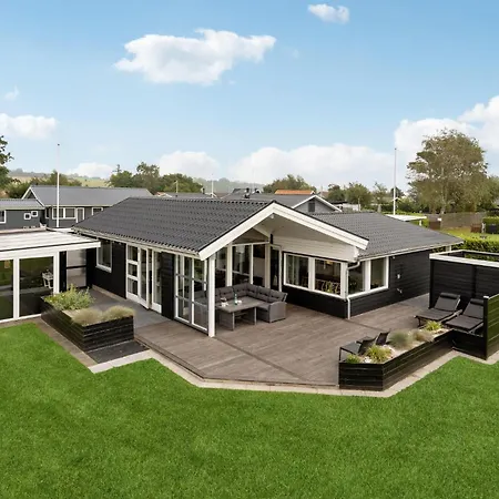 Holiday home Stunning In With Wifi